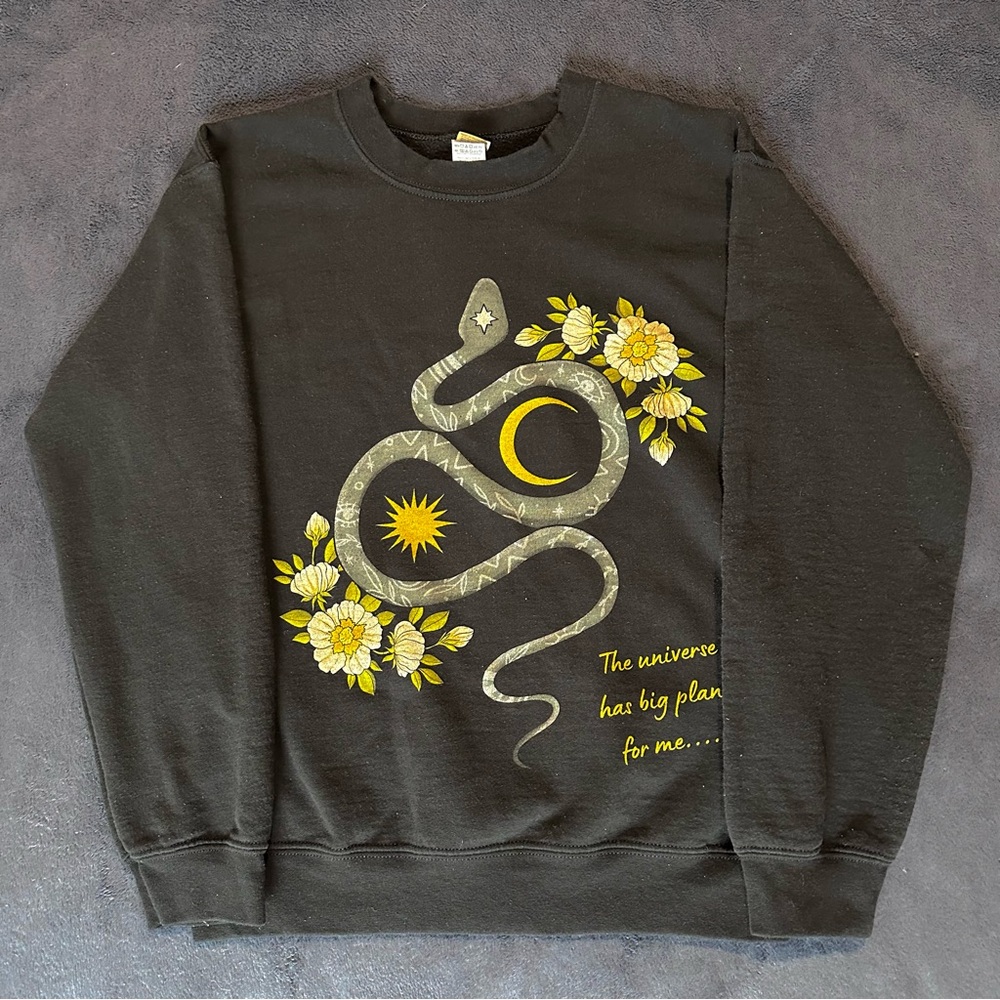 3 Listings 15$! Black Snake Crewneck